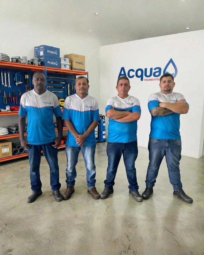 Equipe própria da Acqua Vazamentos